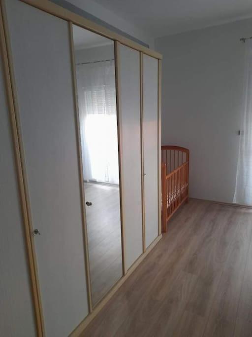 Apartment D&a *